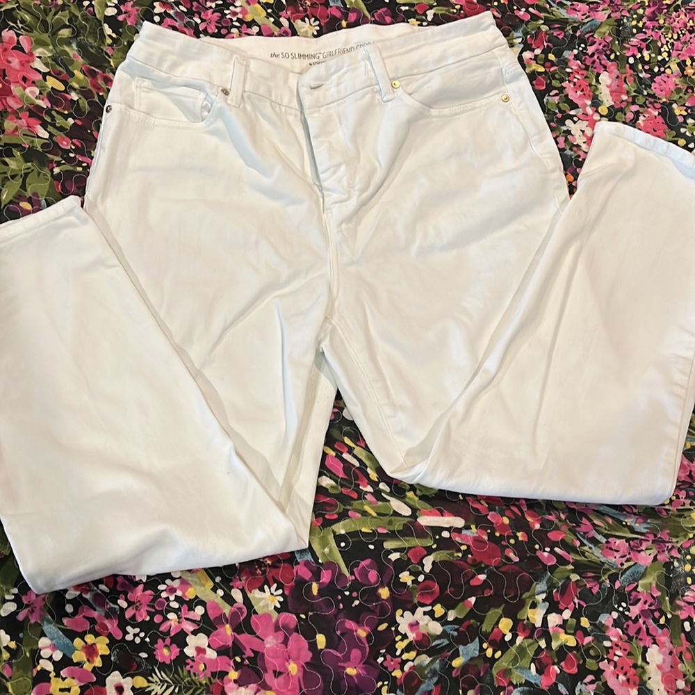 Chico's So Slimming Girlfriend Crop Jeans size 1